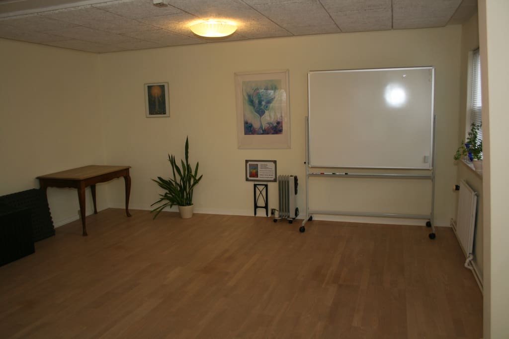 Yogasalen mod øst