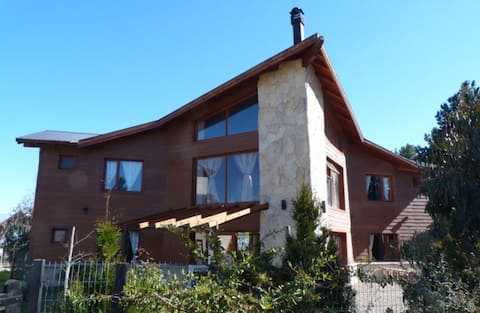 Propiedad de Airbnb exitosa: garden apartment en Departamento Pilcaniyeu