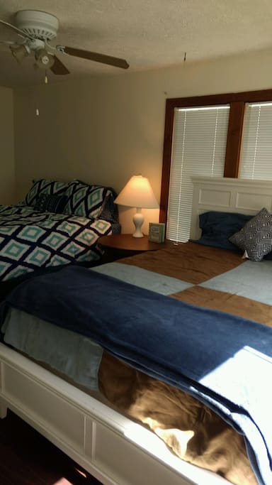 This room is large enough to hold 2 queen size beds and has a large walk-in closet for you to hang your clothes.