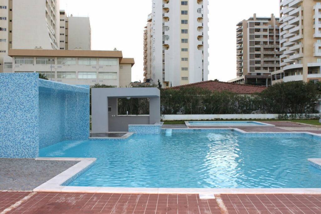 Big adult's pool, children's pool, water cascade