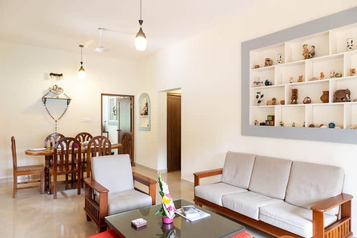 First floor living cum dining room