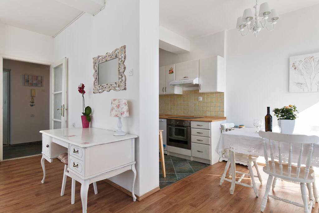 Living room, dining room & kitchen