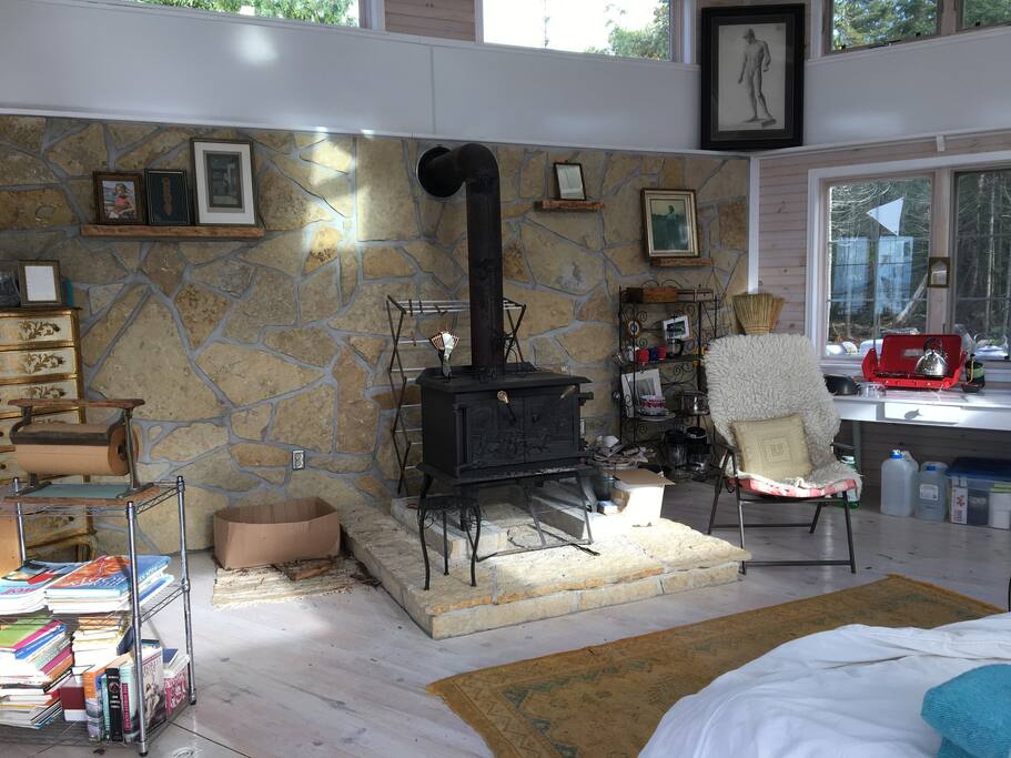 fireplace/kitchen area