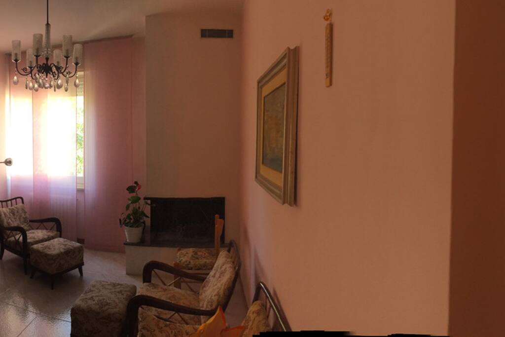 Panoramica del soggiorno