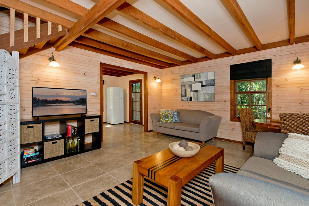 Downstairs living area...