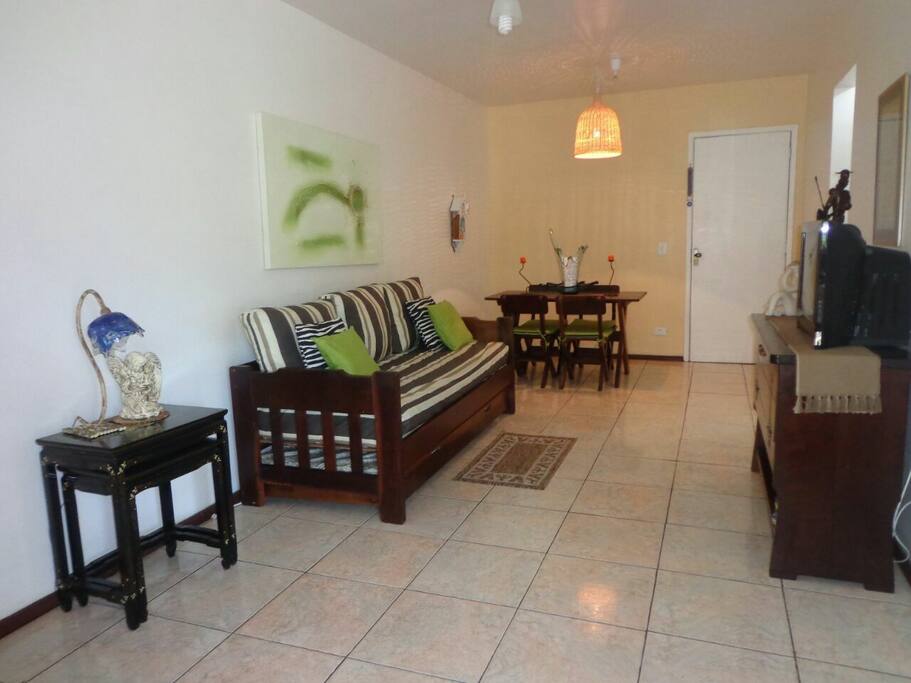 sala com sofa-cama de casal