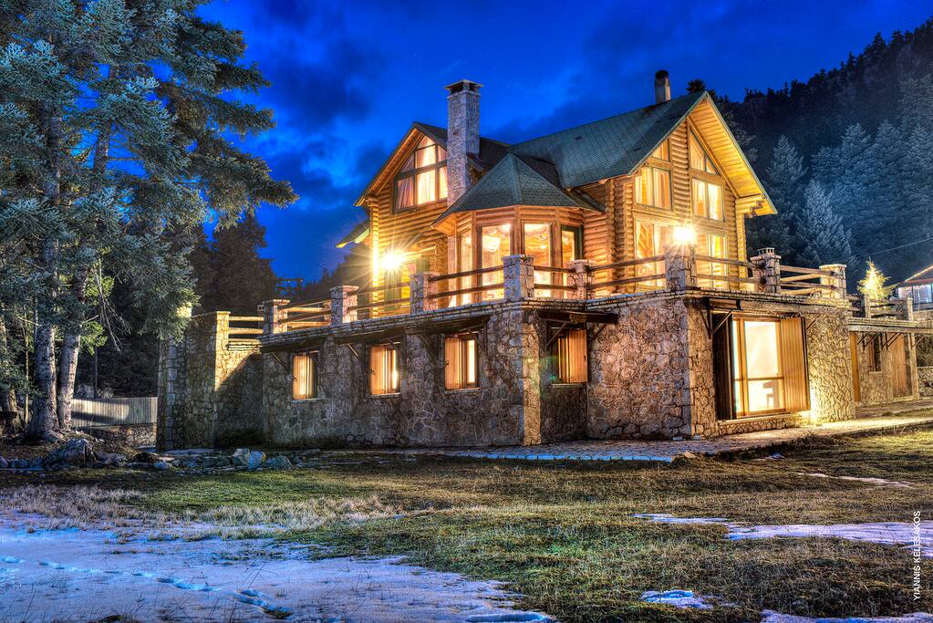 Villa by night