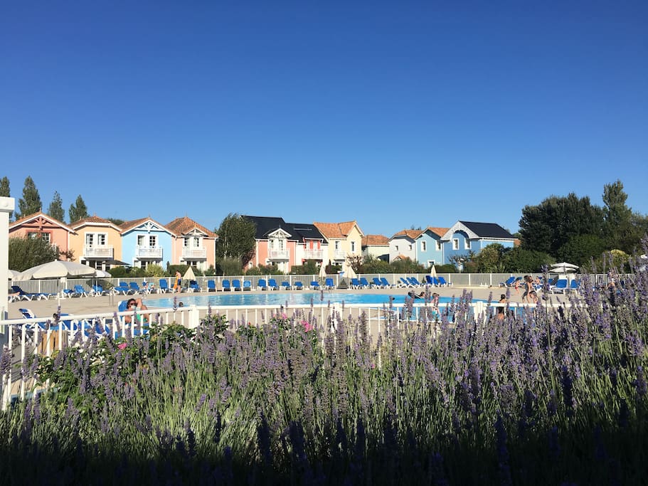 Côté piscine