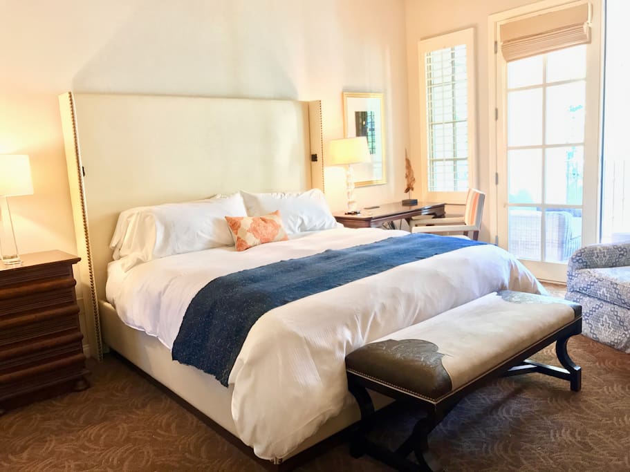 Beauty rest king size mattress and writing desk