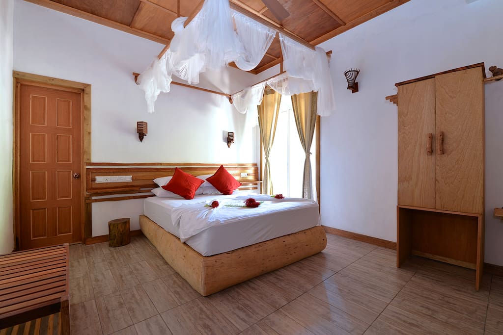 Spacious bedroom