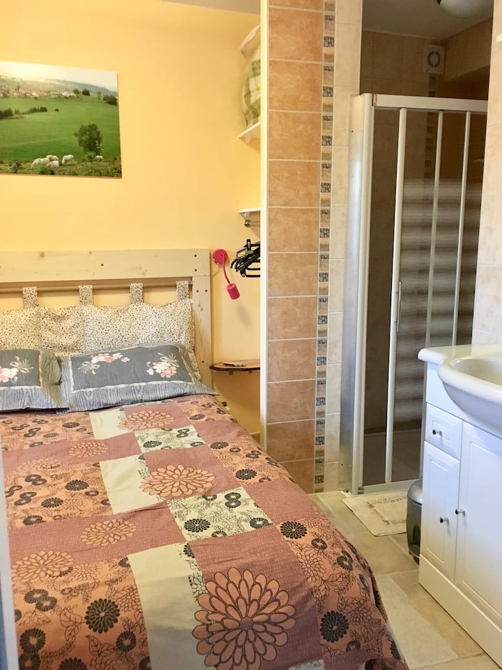 vista parcial habitación