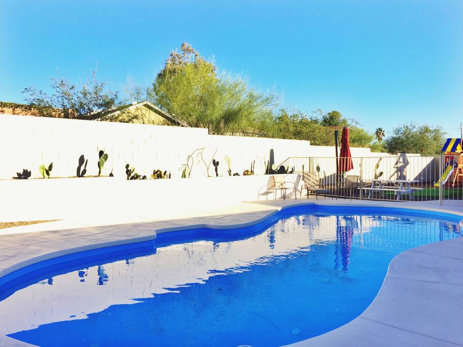 Beautiful newly surfaced pool with above ground hot tub