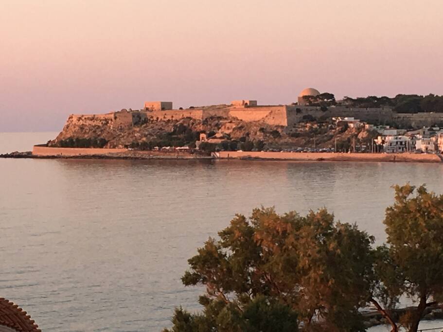 Amazing view of the famous Fortezza castle!