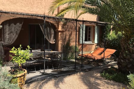 studio et jardin tropéziens