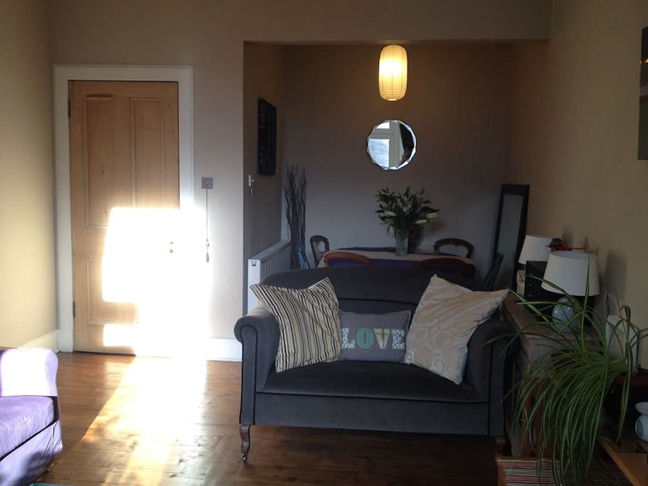 Living room / dining room