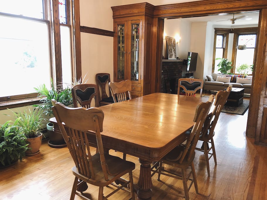 Our dining room communicates with the living room.