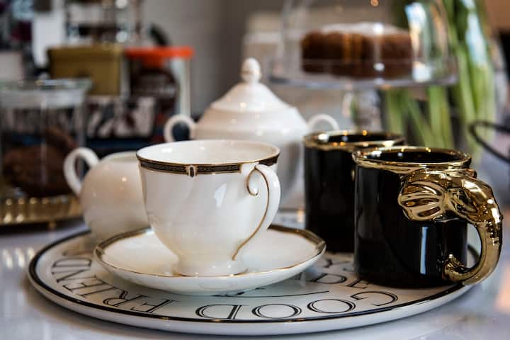 Windsor Road Retreat: Chic Boutique in Kew Gardens