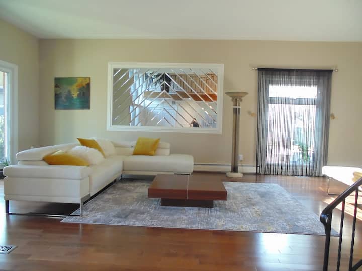 California Chic +Breathe +Unwind +Restore - Hamilton