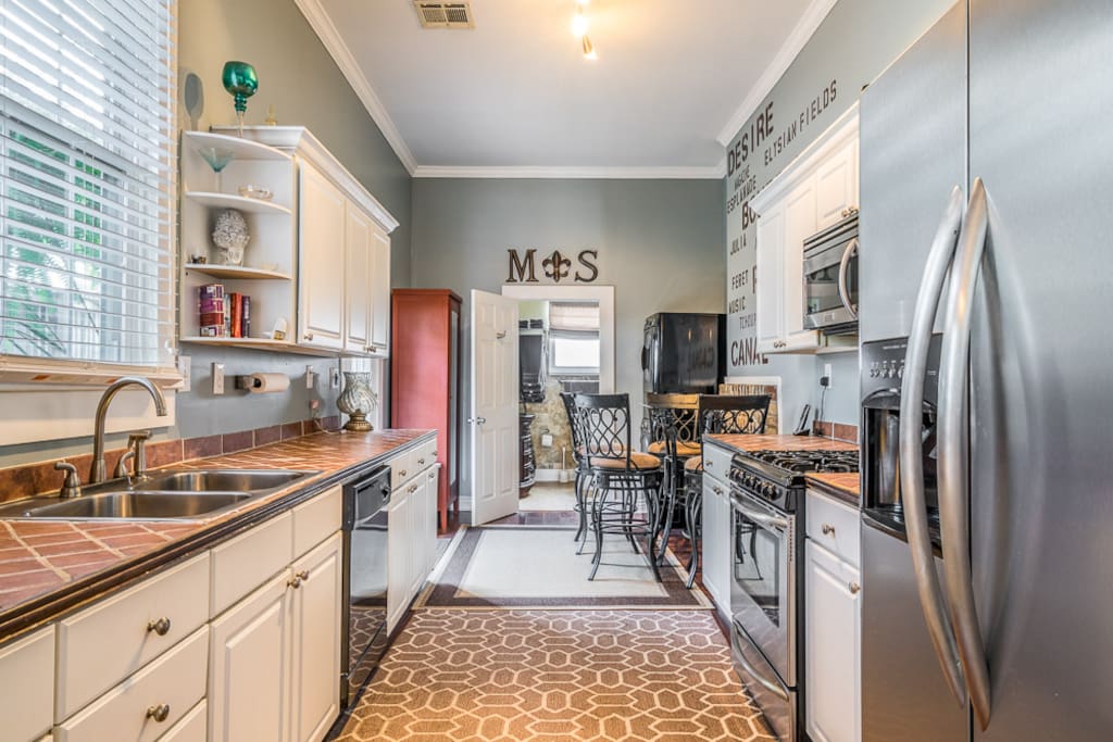 Fully equipped kitchen