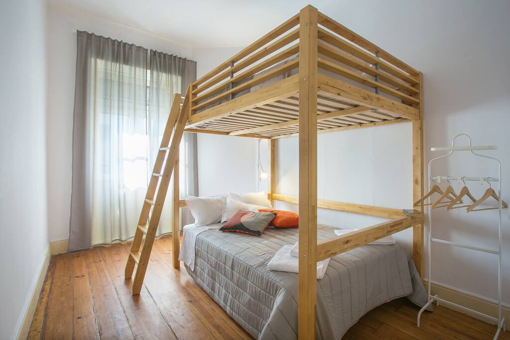 Room 2, with two doble beds