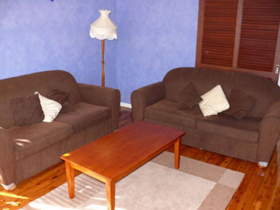 Lounge Room (including double fold-out sofa bed)