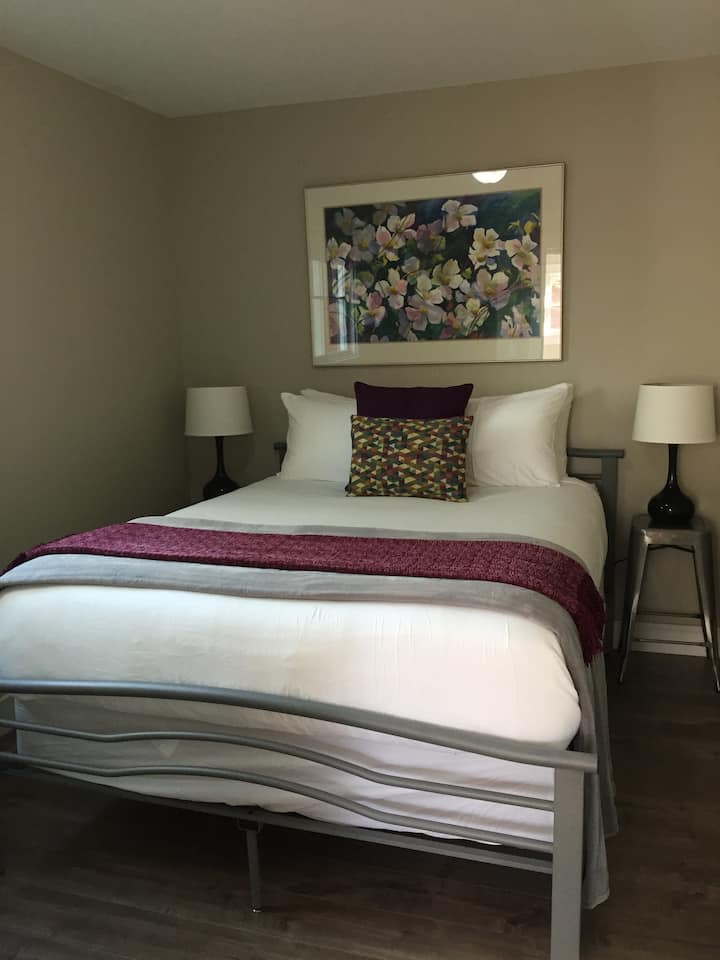 Საწოლი 152 × 203 სმ