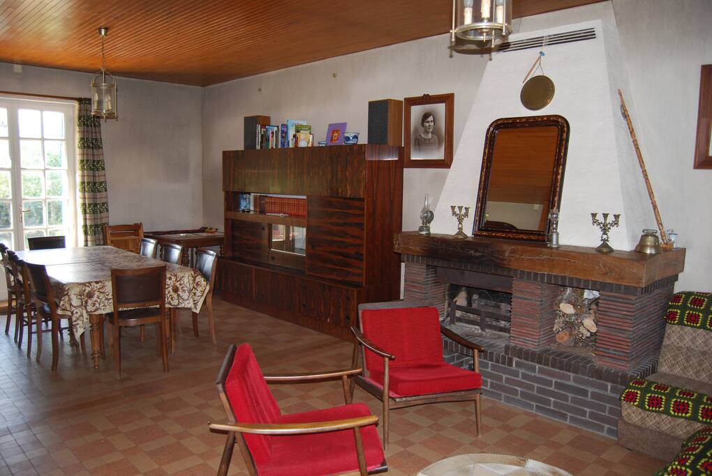 Grand séjour avec cheminée
