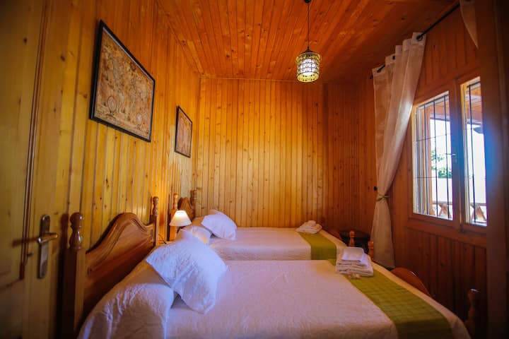 dhomë gjumi me pamje