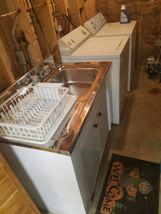 Sink, washer and dryer