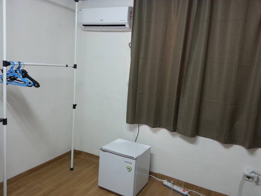 에어컨, 냉장고, 행거