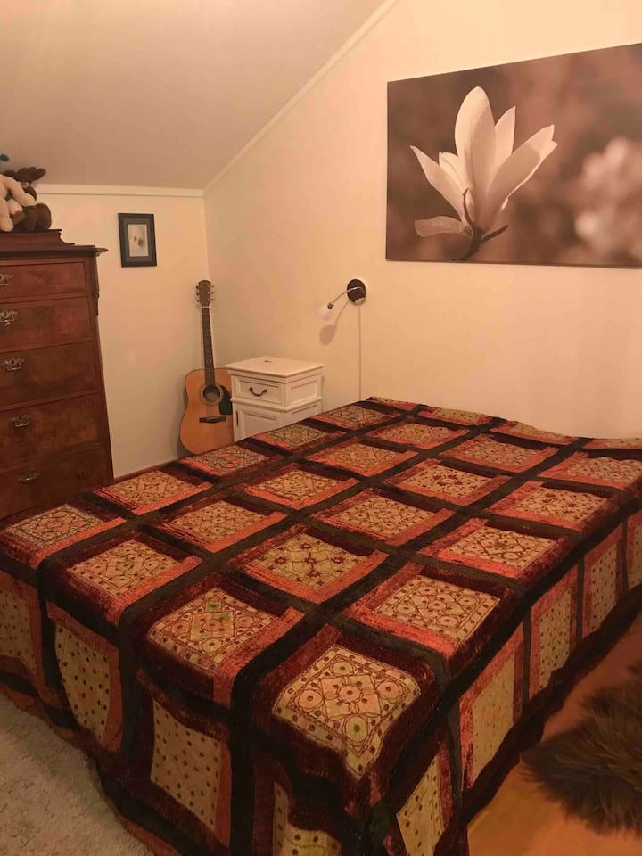 غرفة النوم 1