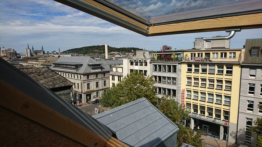 Private furnished room in a beautiful apartment