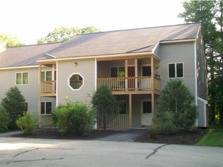 Condo in the heart of North Conway Condominiums for Rent in North