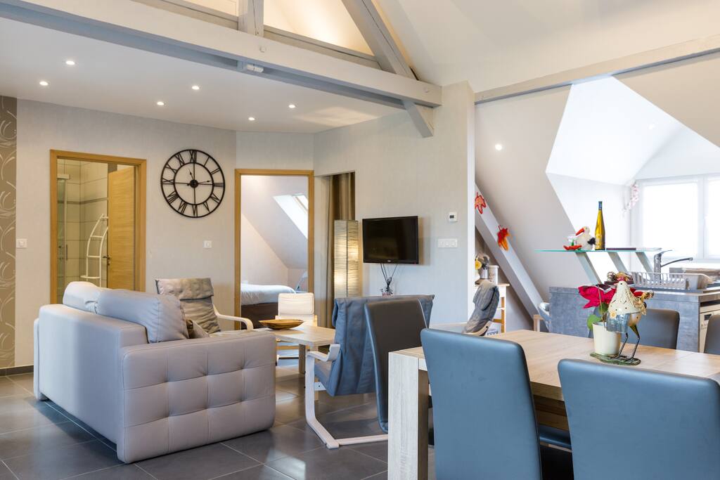 Pièce à vivre, deco soignée, et tout le confort pour passer d'agréable moment
