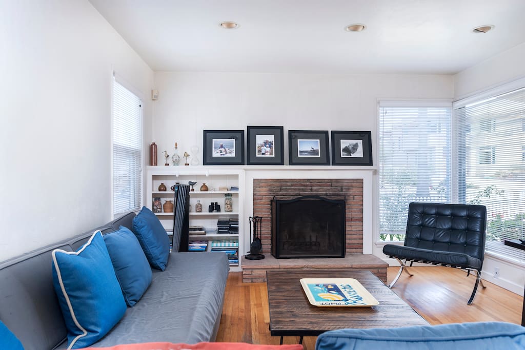 Living room. Big tv. Lounge