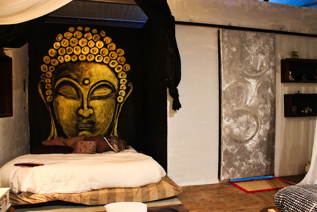 Buddha Kind Size Bed
