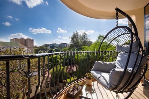 5Beds| 4BA Great Family-home in Westlands LaxComfy
