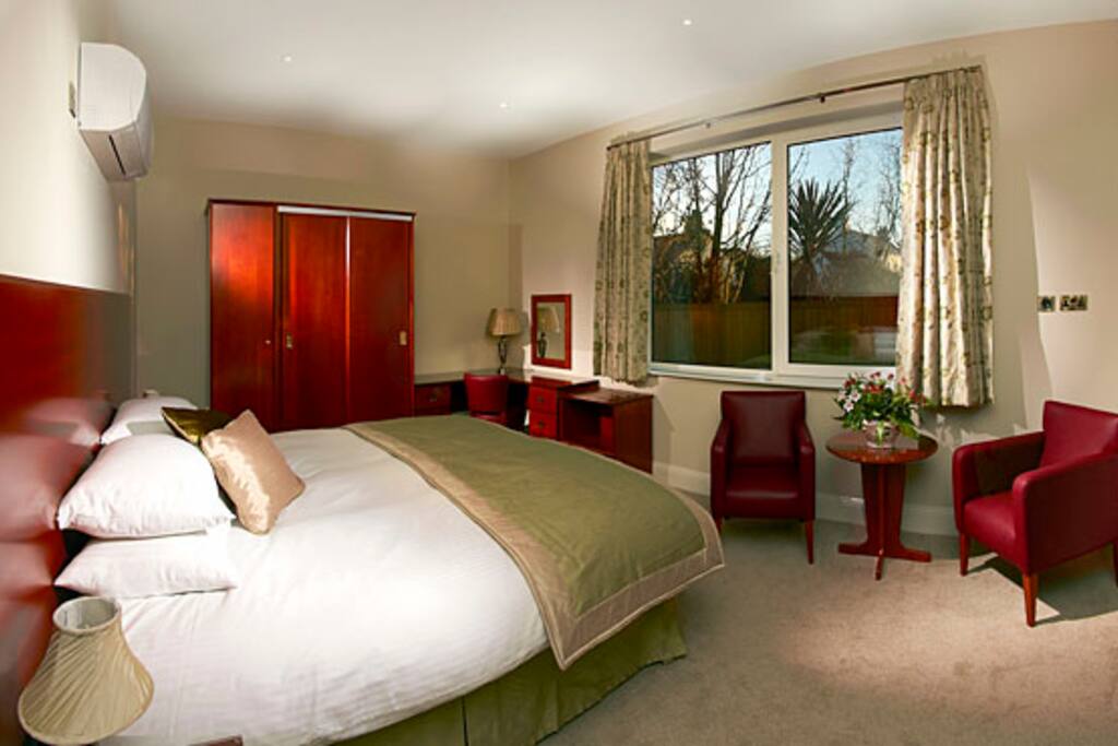 The en-suite room at The Lodge