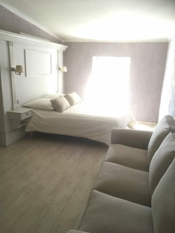 SaintRémydeProvence locations de vacances et logements ProvenceAlpesCôte d'Azur, France