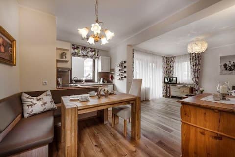 Top Airbnb: Fine smalll flat in the center in Bad Hofgastein