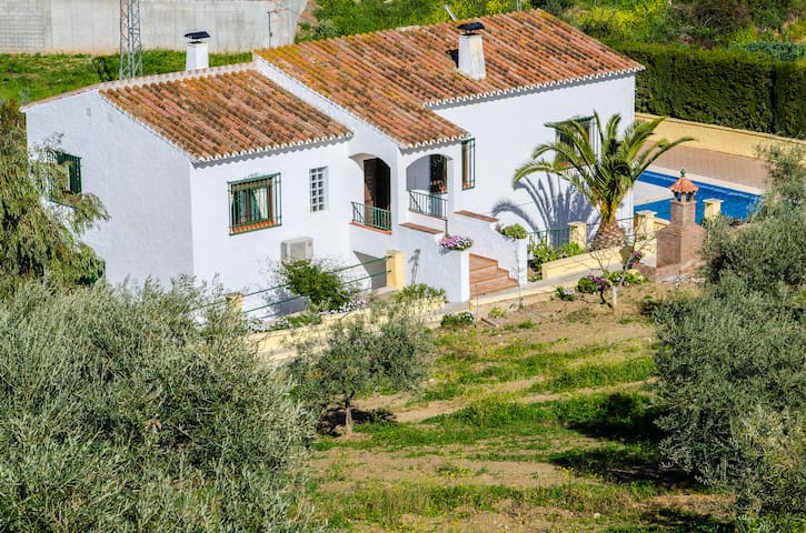 Casa Rural Las Dehesas Piscina Wifi Cerca D Malaga Official Cottage In Casabermeja Spain 6 Bedroom 2 Bathroom