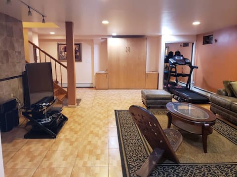Full Basement in a family home (minutes from NYC)