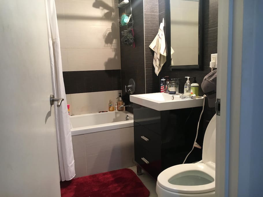 Full Bathroom