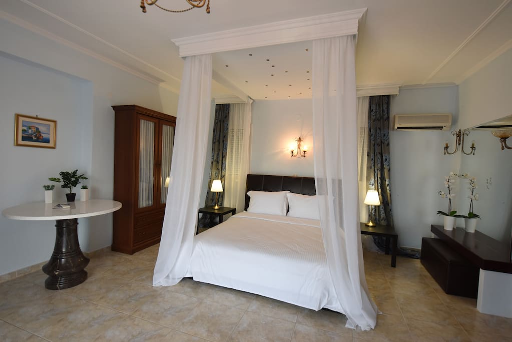 Afroditi Apartments 1st bedroom 1dbl bed (at the Villa Calypso)