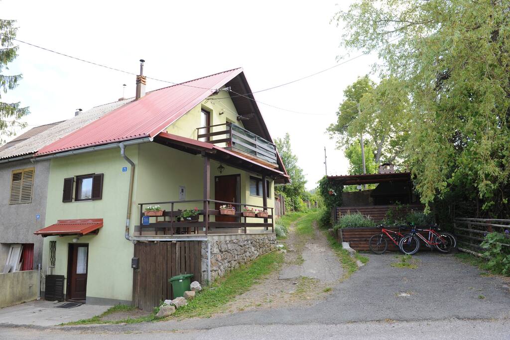 Sveti Križ 71, Fužine