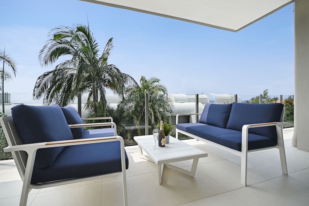Enjoy Afternoon Cocktails on the Beautiful Undercover Deck off Dining Area
