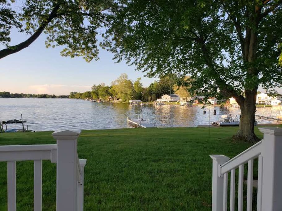 Lakefront Home On Allsports Long Lake Cottages for Rent in Burr Oak
