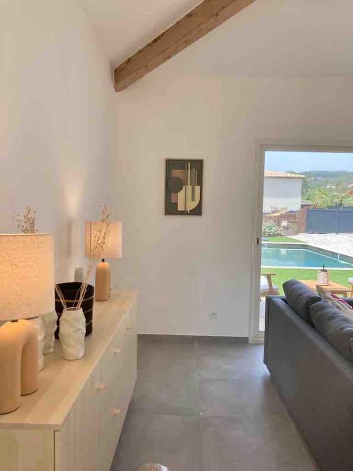 Ravissante Villa Neuve à 400 Mètres Des Plages - Saint-Tropez