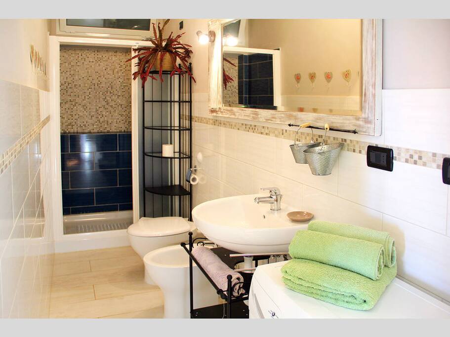 Bagno, lavatrice, phon