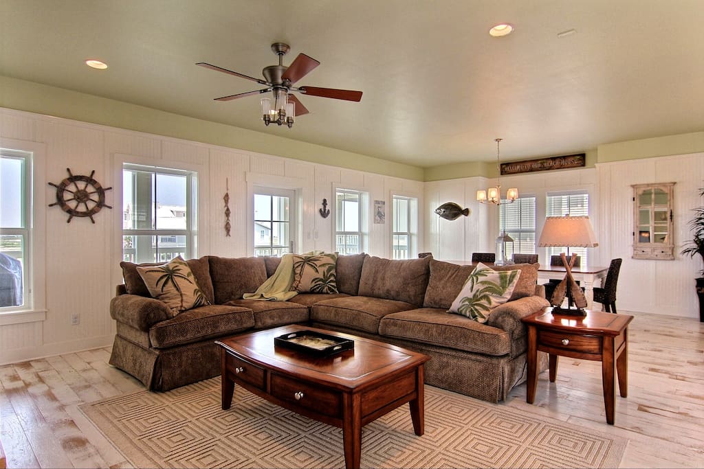 Coastal Hideaway 230 BE-2nd Floor Living Room, View 2